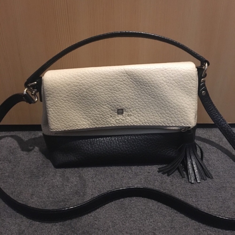 Kate Spade cross body purse